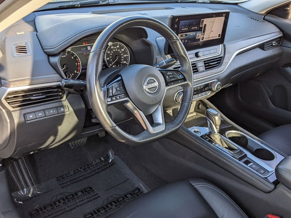 2023 Nissan Altima 2.5 SL 10