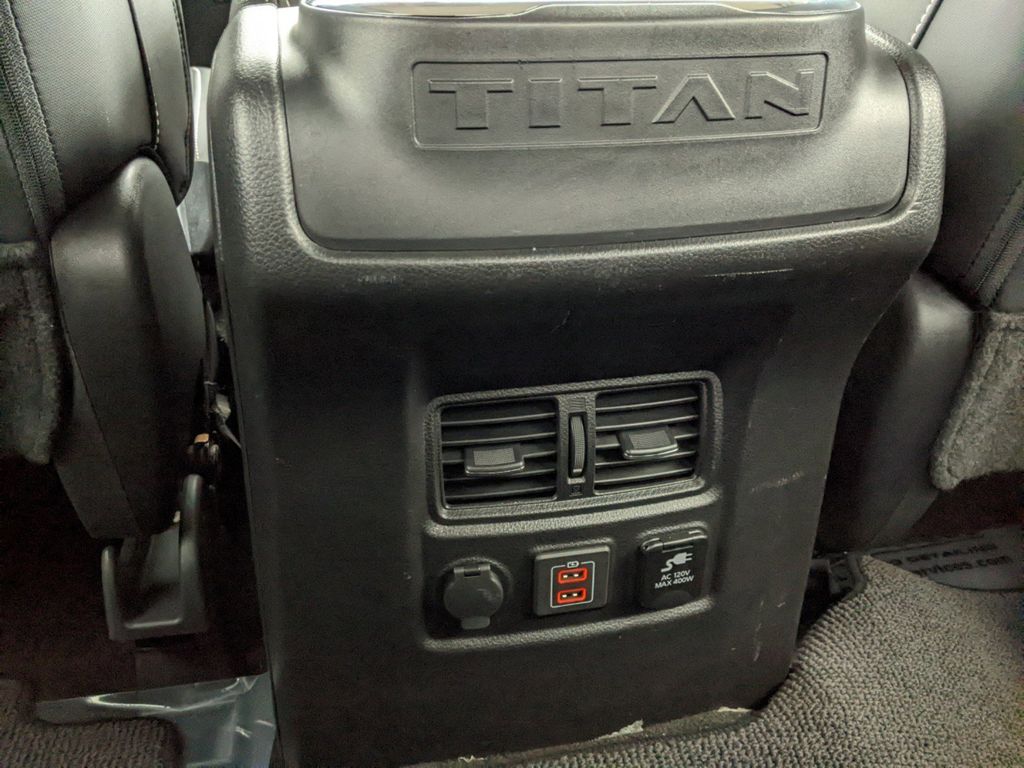 2019 Nissan Titan XD PRO-4X 24