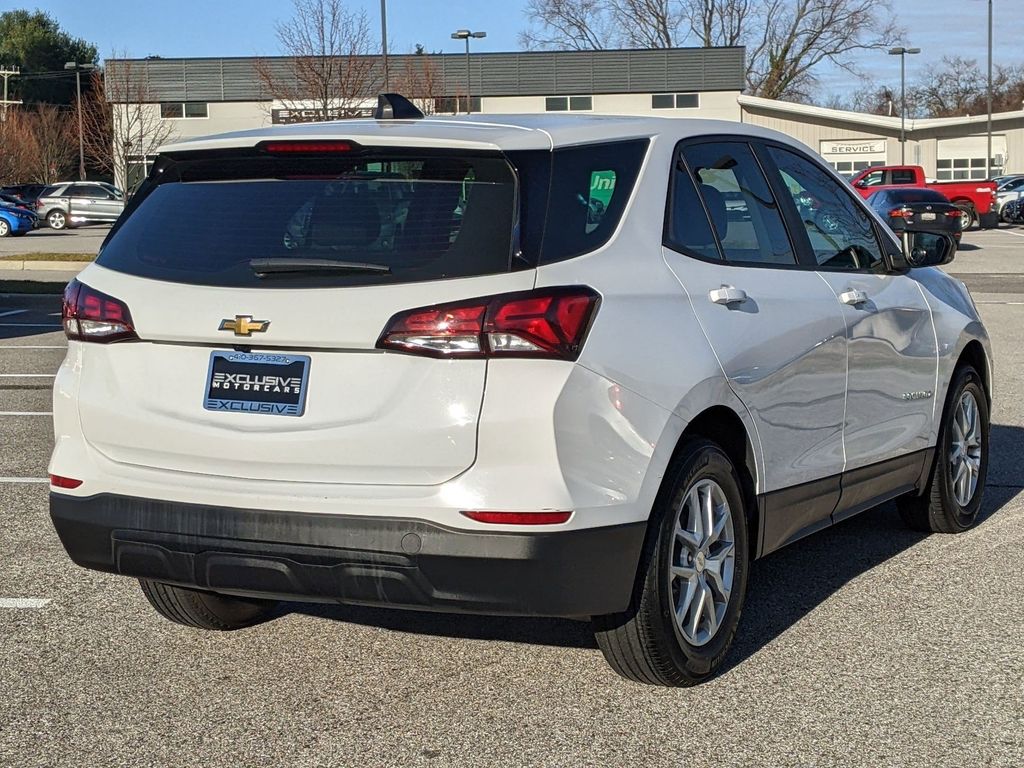 2022 Chevrolet Equinox LS 6