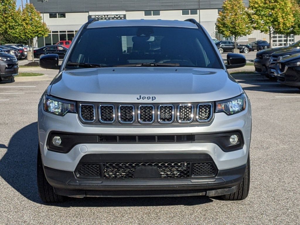 2024 Jeep Compass Latitude 8