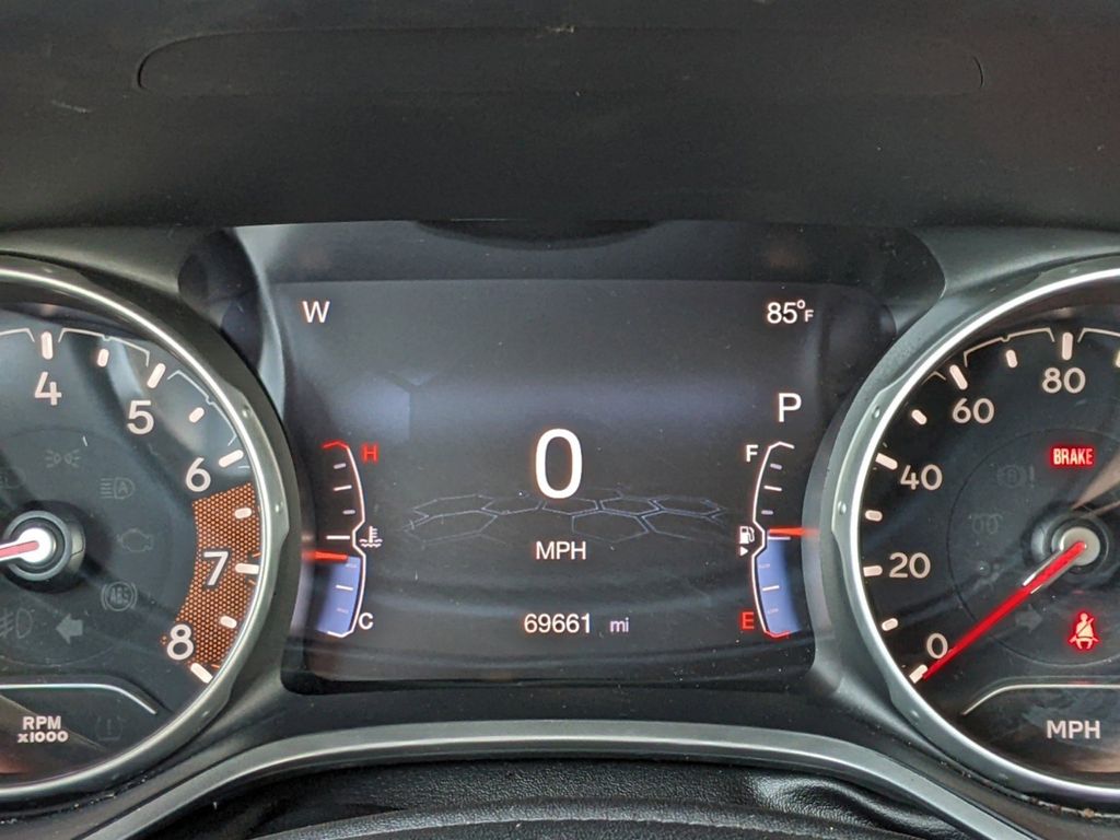 2018 Jeep Compass Altitude 8