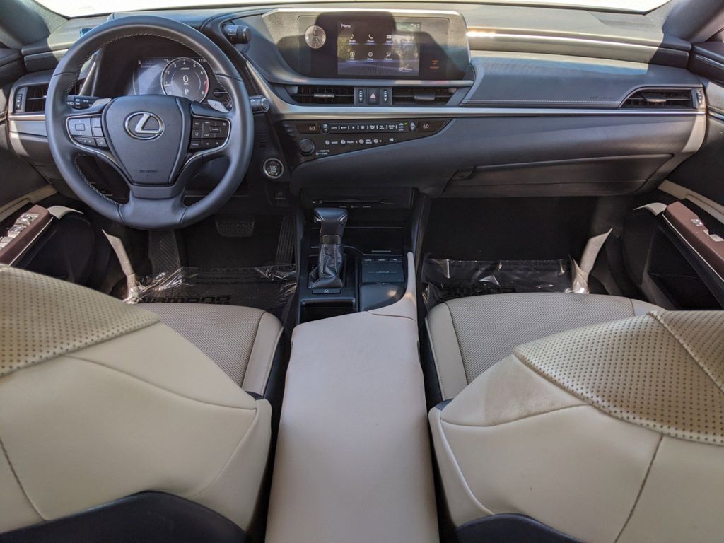 2019 Lexus ES 350 19