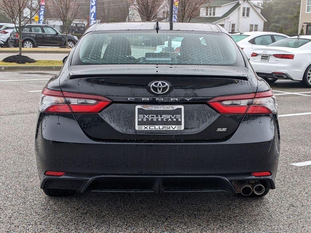 2021 Toyota Camry SE Nightshade 5