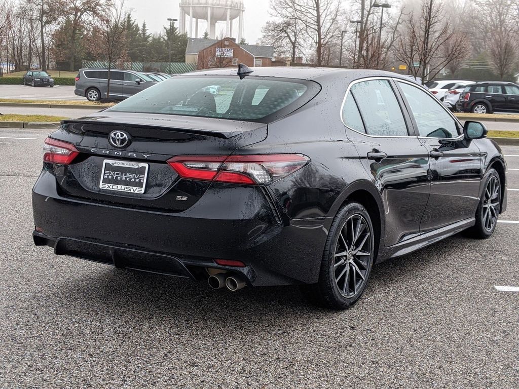 2021 Toyota Camry SE Nightshade 6