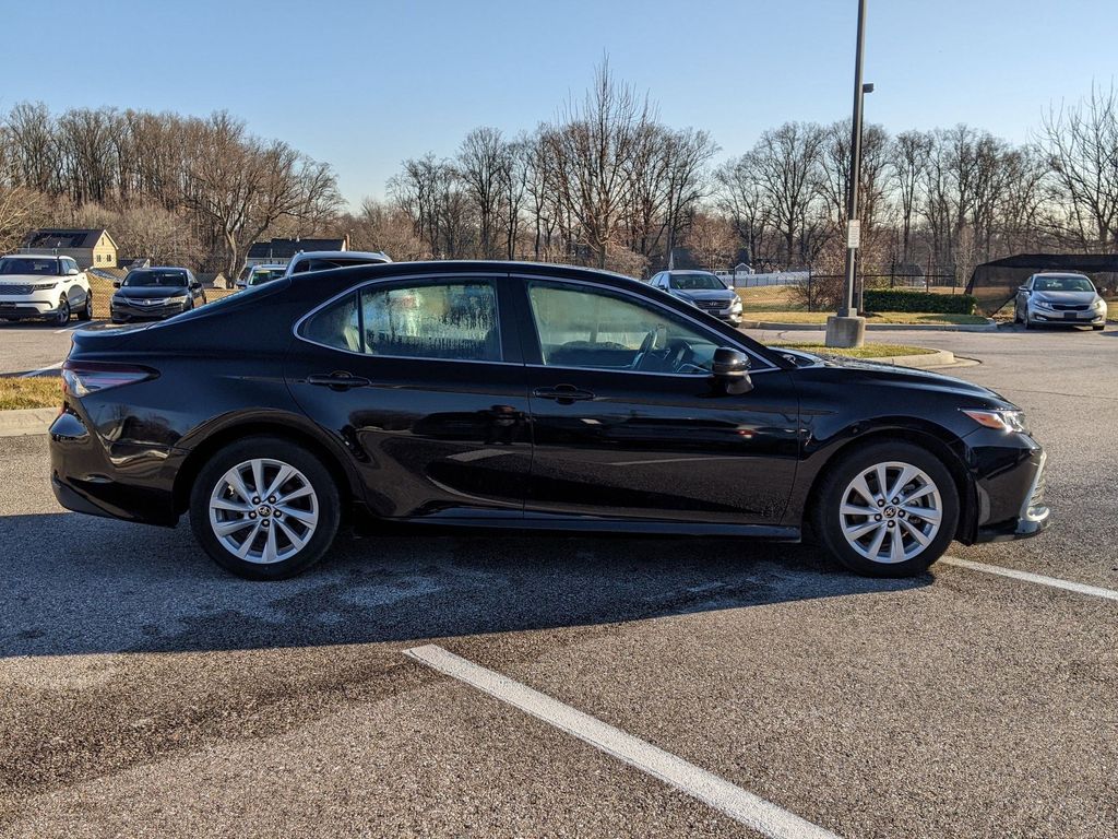 2023 Toyota Camry LE 7