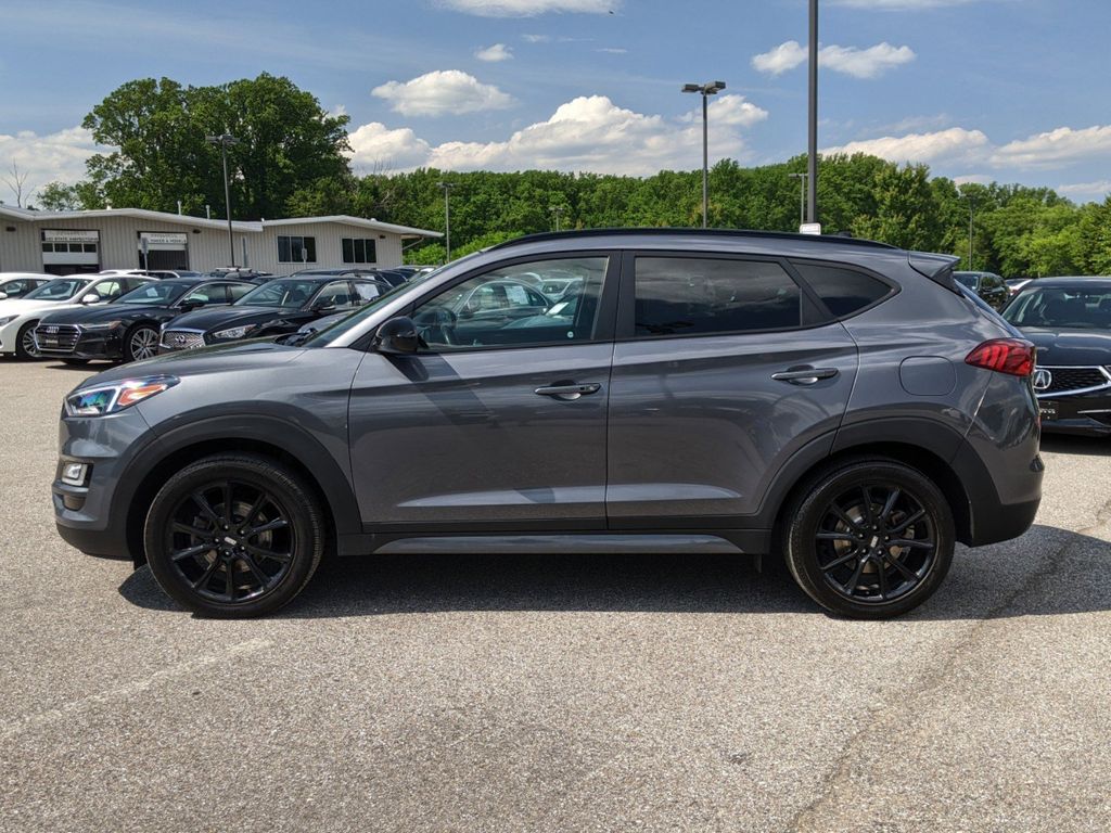 2019 Hyundai Tucson Night 2