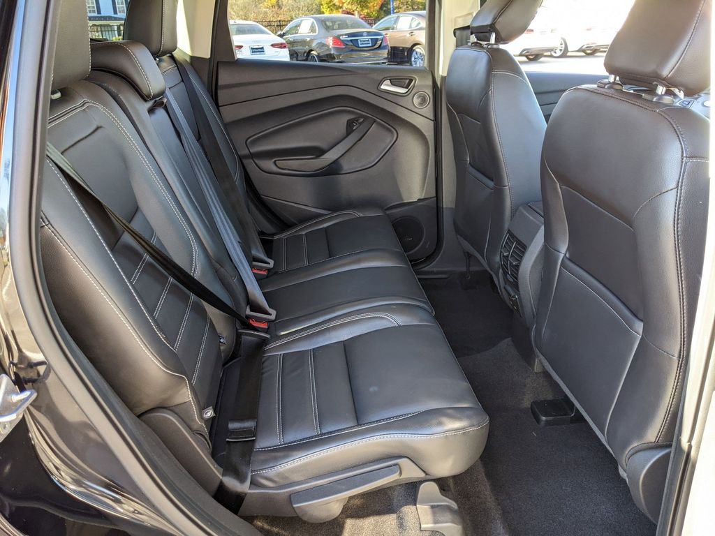 2019 Ford Escape Titanium 27