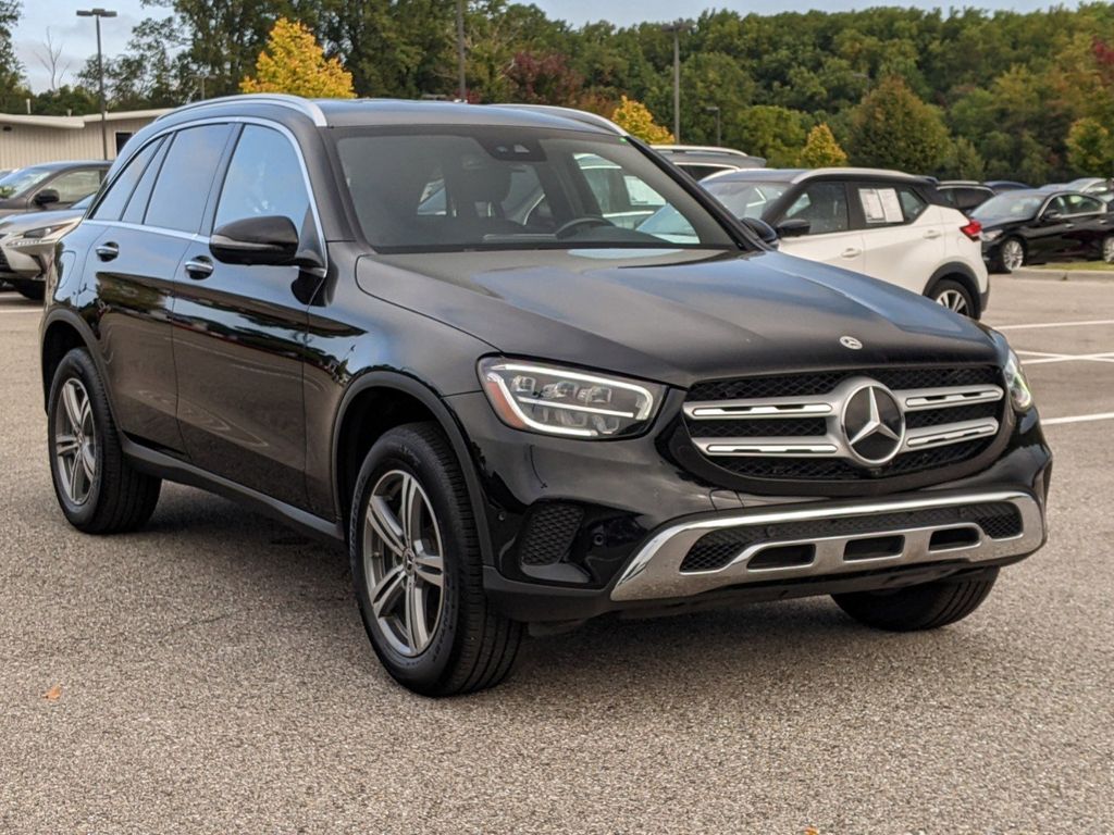 2022 Mercedes-Benz GLC GLC 300 8