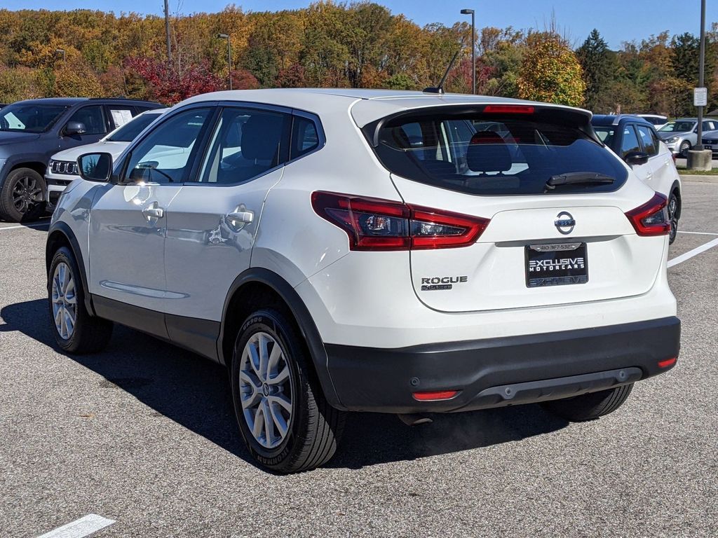 2021 Nissan Rogue Sport S 4