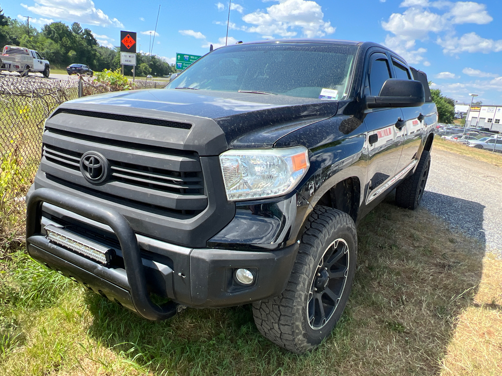 2015 Toyota Tundra  2