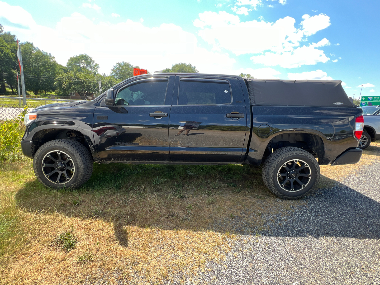 2015 Toyota Tundra  3