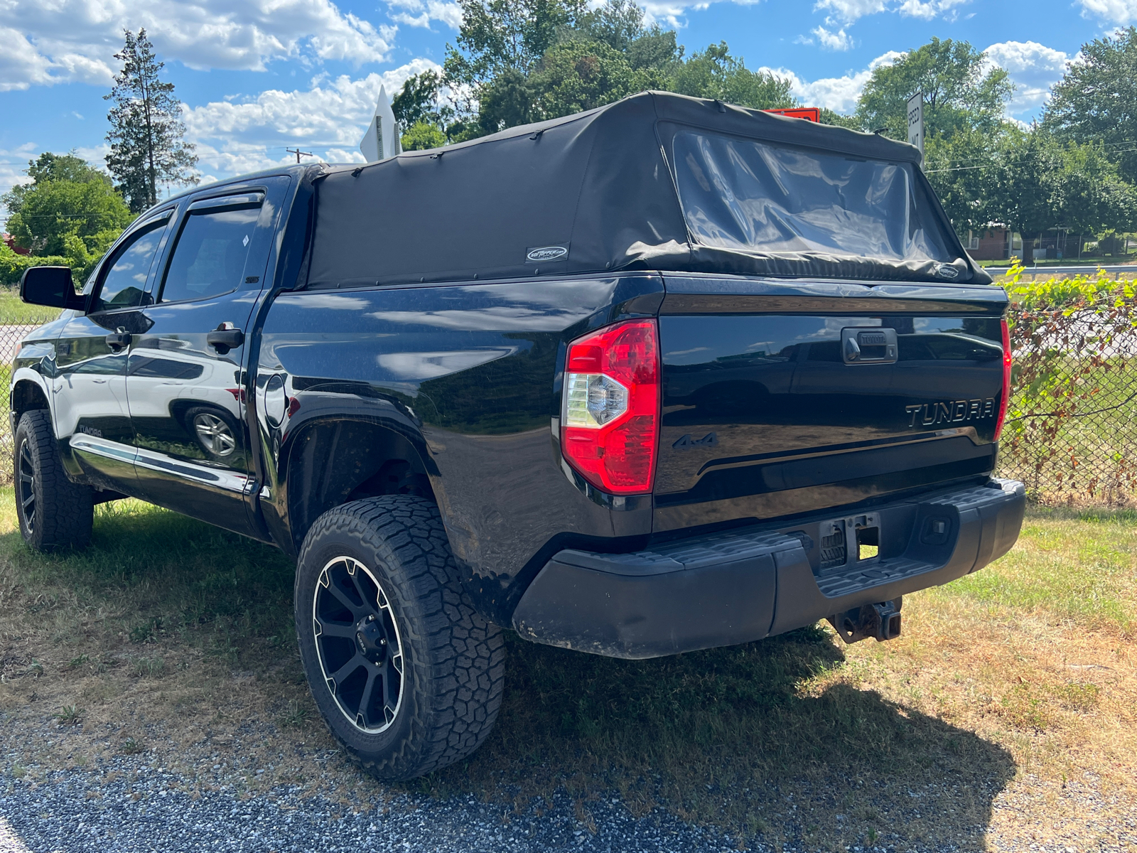 2015 Toyota Tundra  4