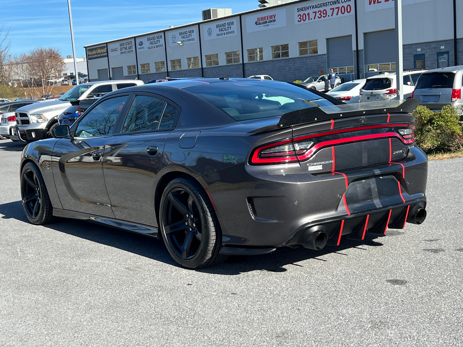 2017 Dodge Charger SRT Hellcat 4