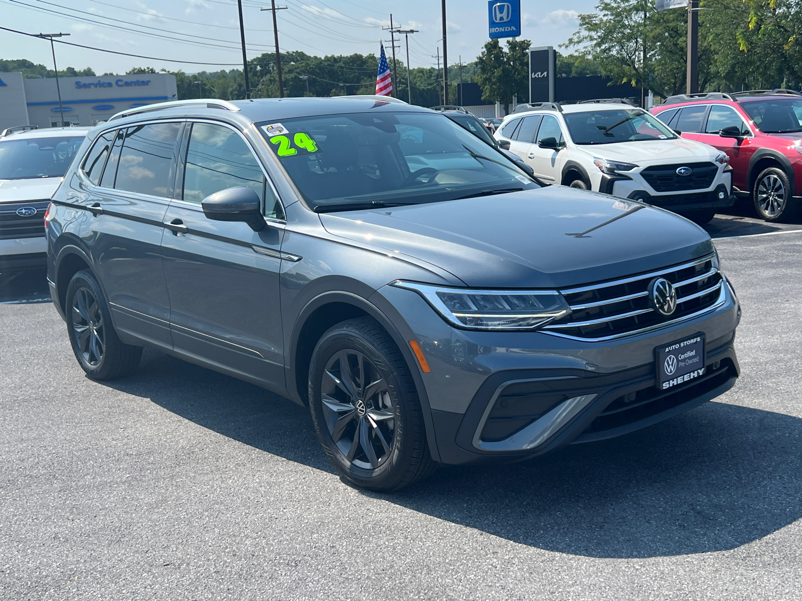 2024 Volkswagen Tiguan 2.0T SE 1