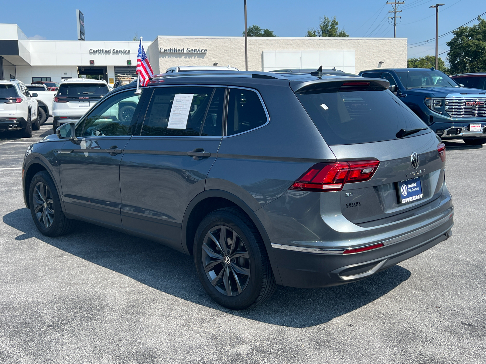 2024 Volkswagen Tiguan 2.0T SE 4