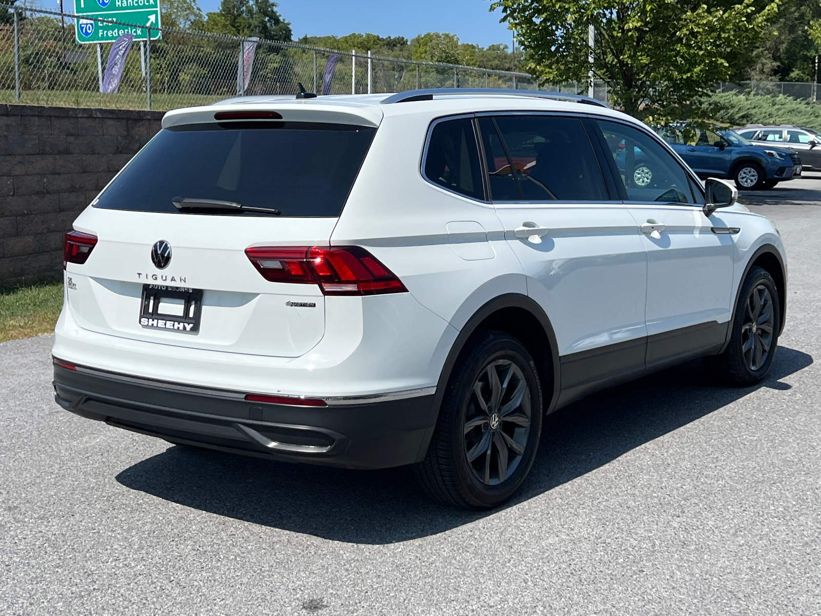 2024 Volkswagen Tiguan 2.0T SE 5