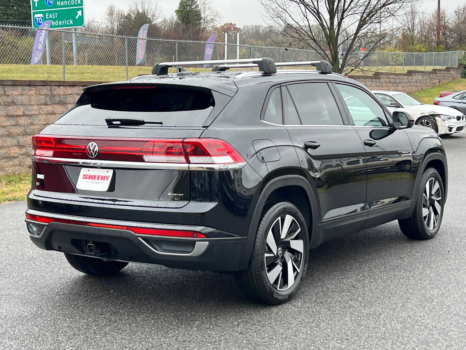 2024 Volkswagen Atlas Cross Sport 2.0T SE w/Technology 5