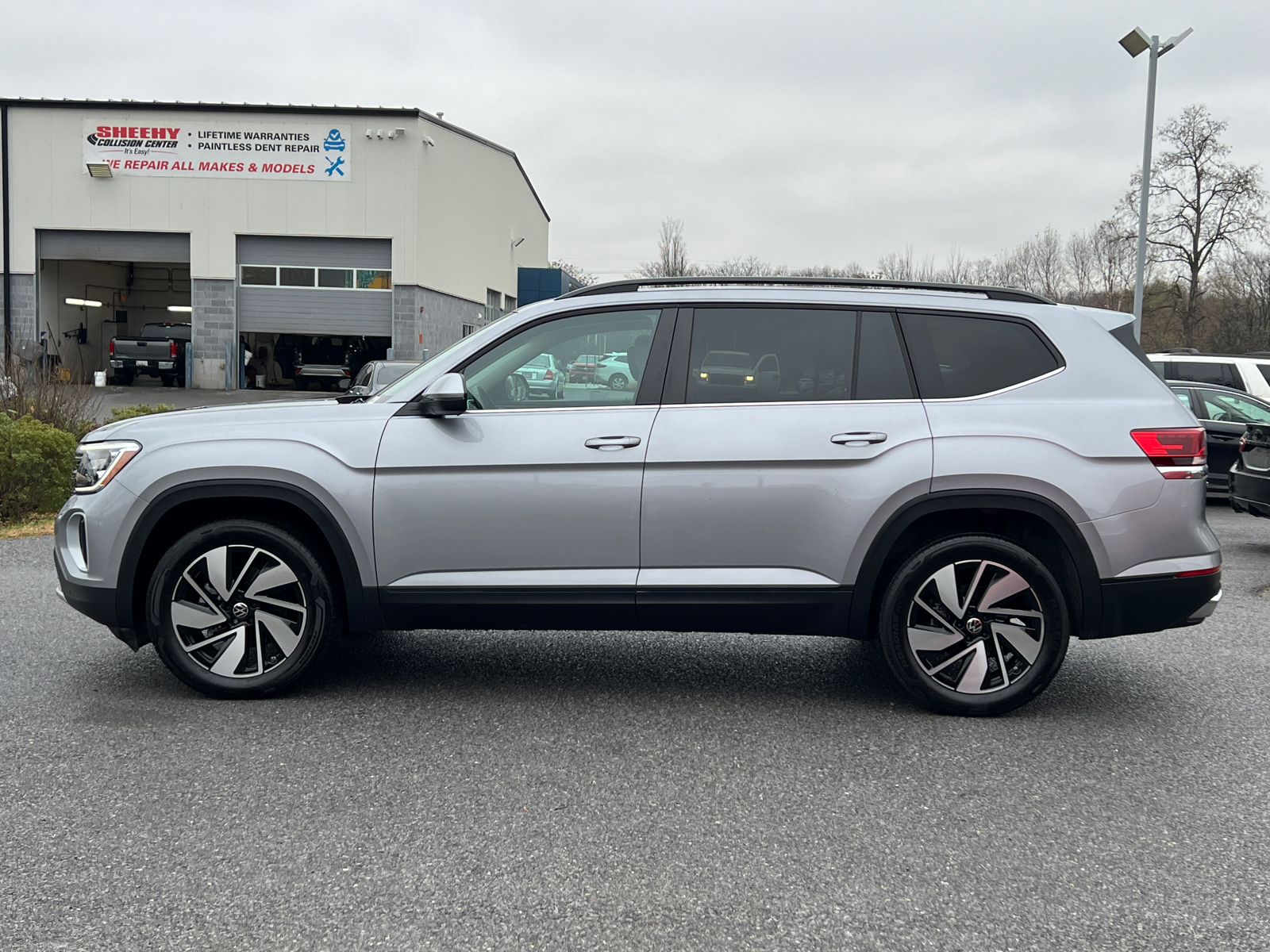 2024 Volkswagen Atlas 2.0T SE w/Technology 3