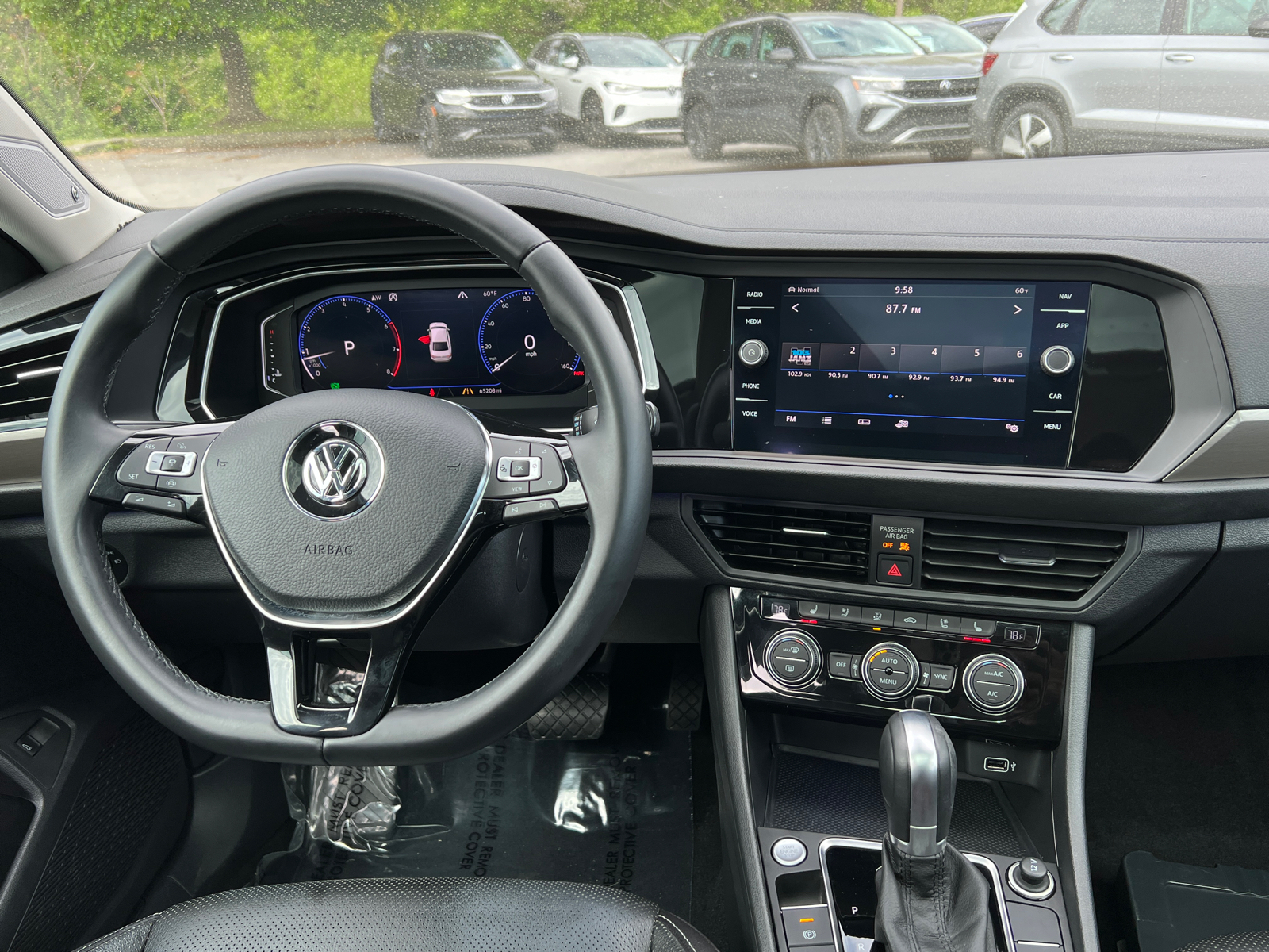 2019 Volkswagen Jetta SEL Premium 17