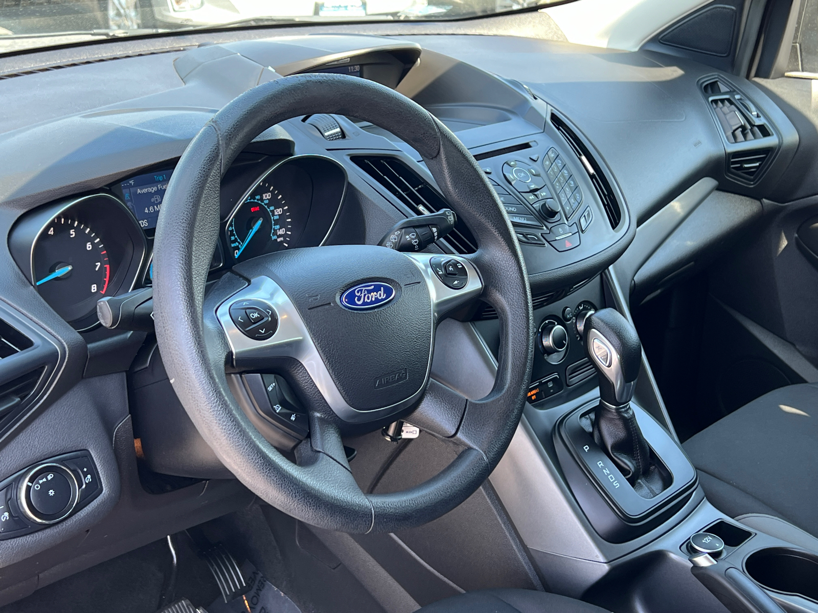 2015 Ford Escape S 18
