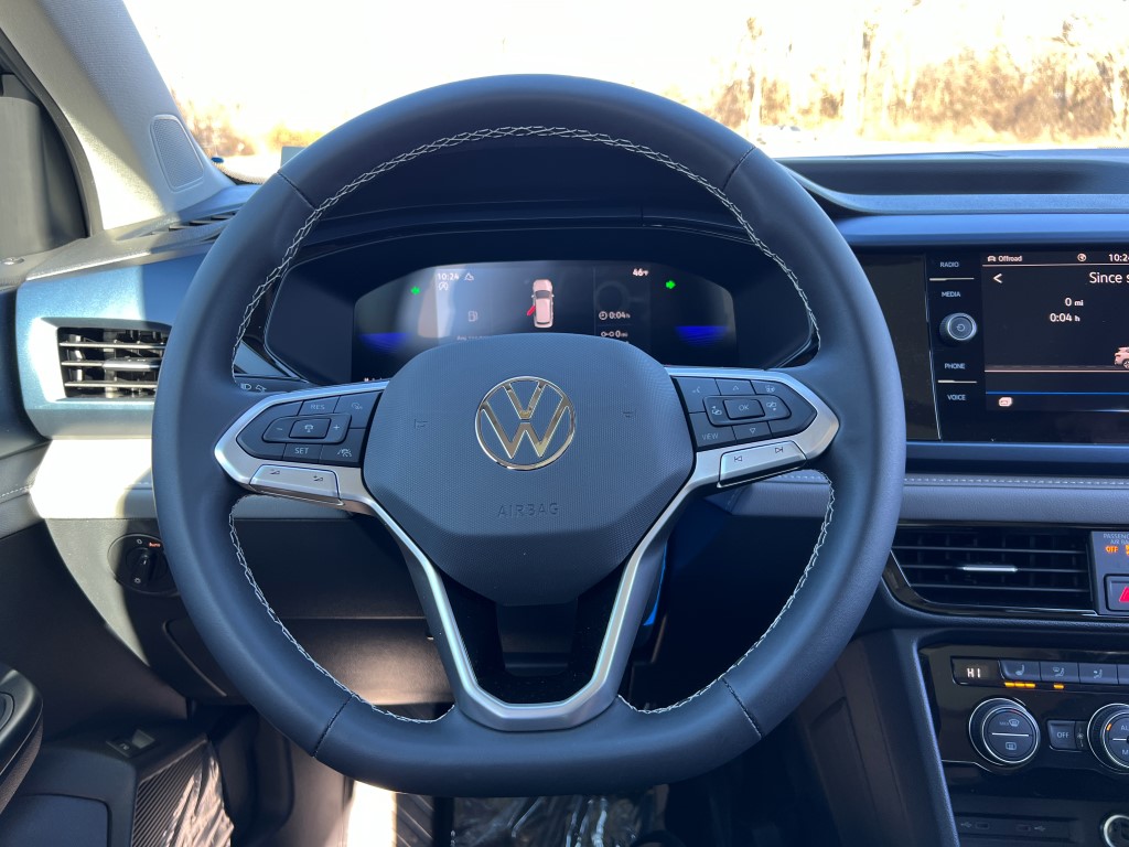 2024 Volkswagen Taos 1.5T SE 17