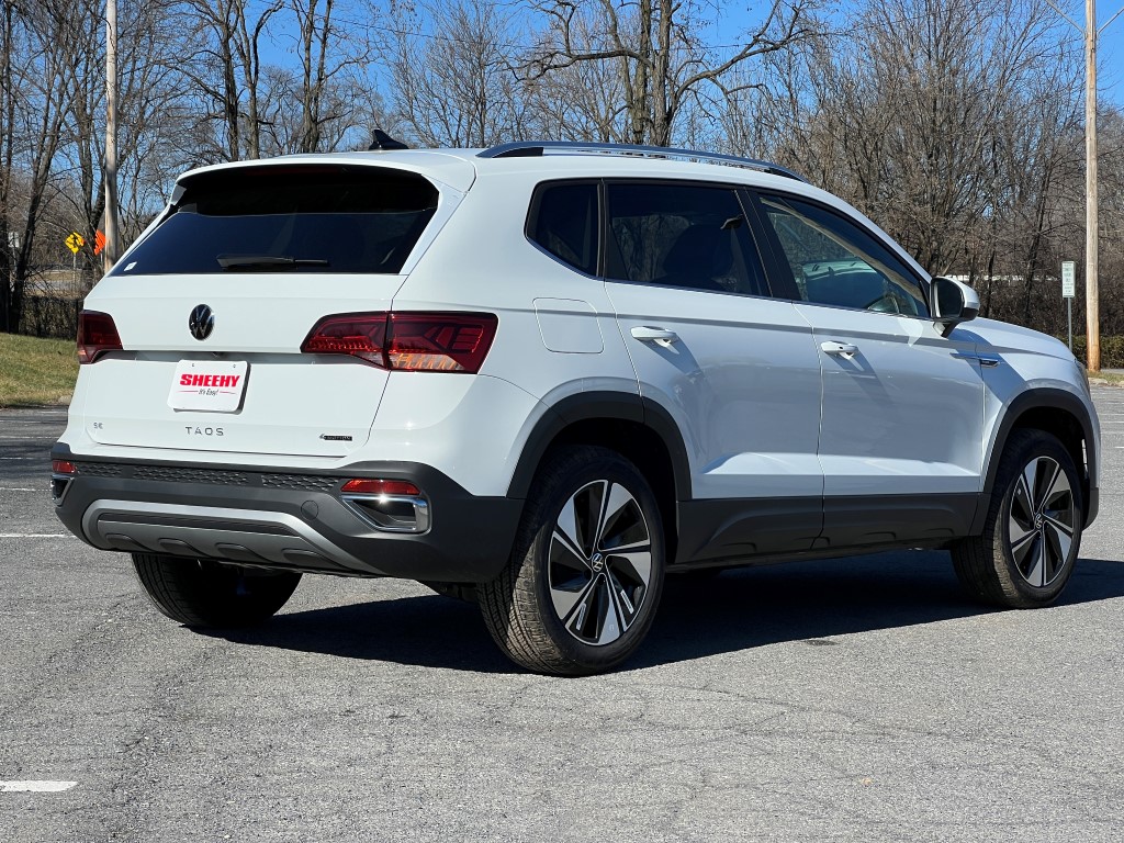 2024 Volkswagen Taos 1.5T SE 4