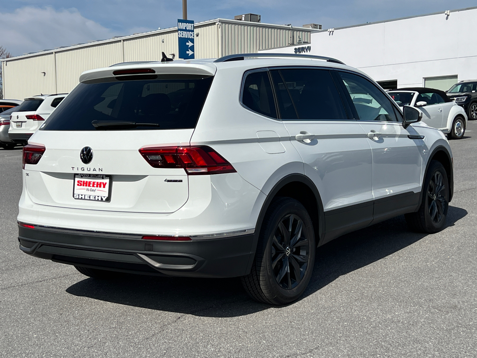 2024 Volkswagen Tiguan 2.0T SE 3