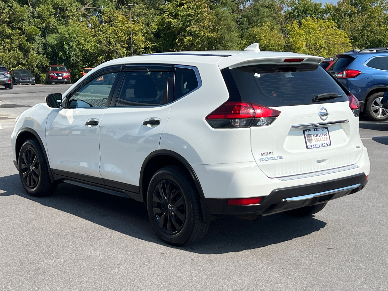 2017 Nissan Rogue S 4