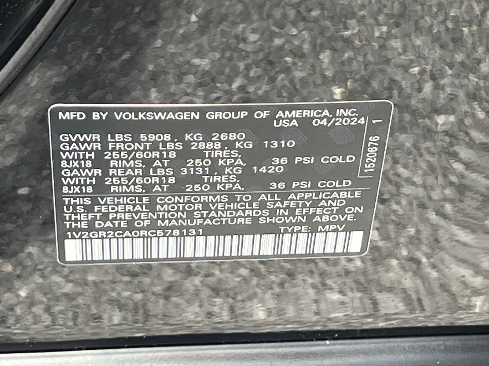 2024 Volkswagen Atlas 2.0T Peak Edition SEL 29