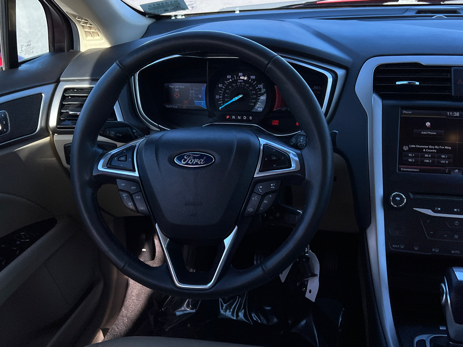 2014 Ford Fusion SE 18