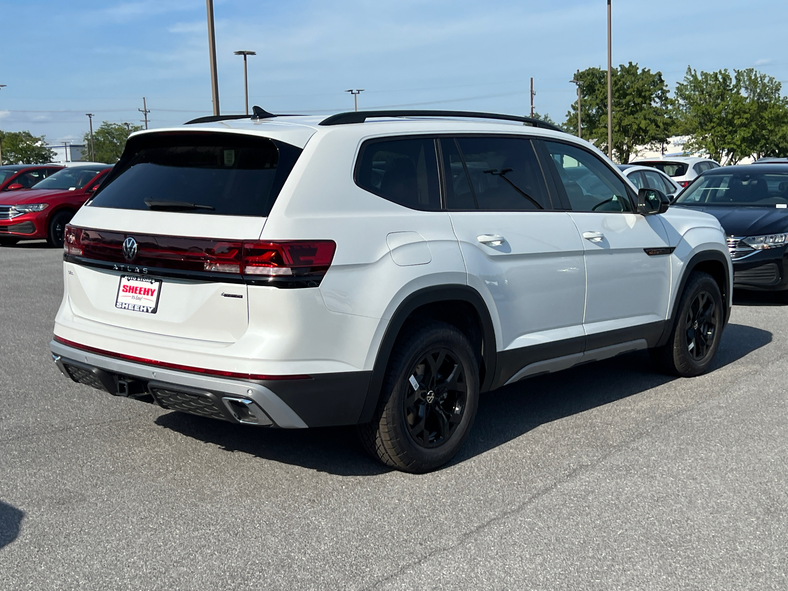 2024 Volkswagen Atlas 2.0T Peak Edition SEL 5