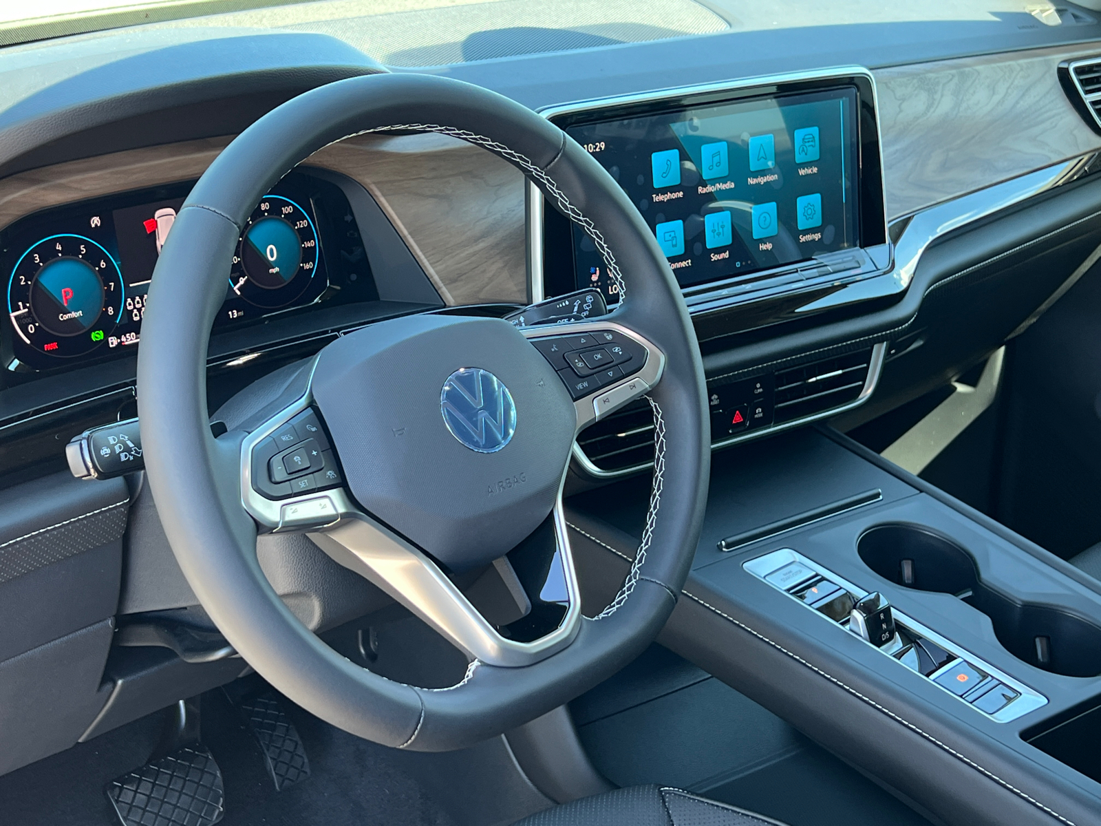 2024 Volkswagen Atlas 2.0T SE 14