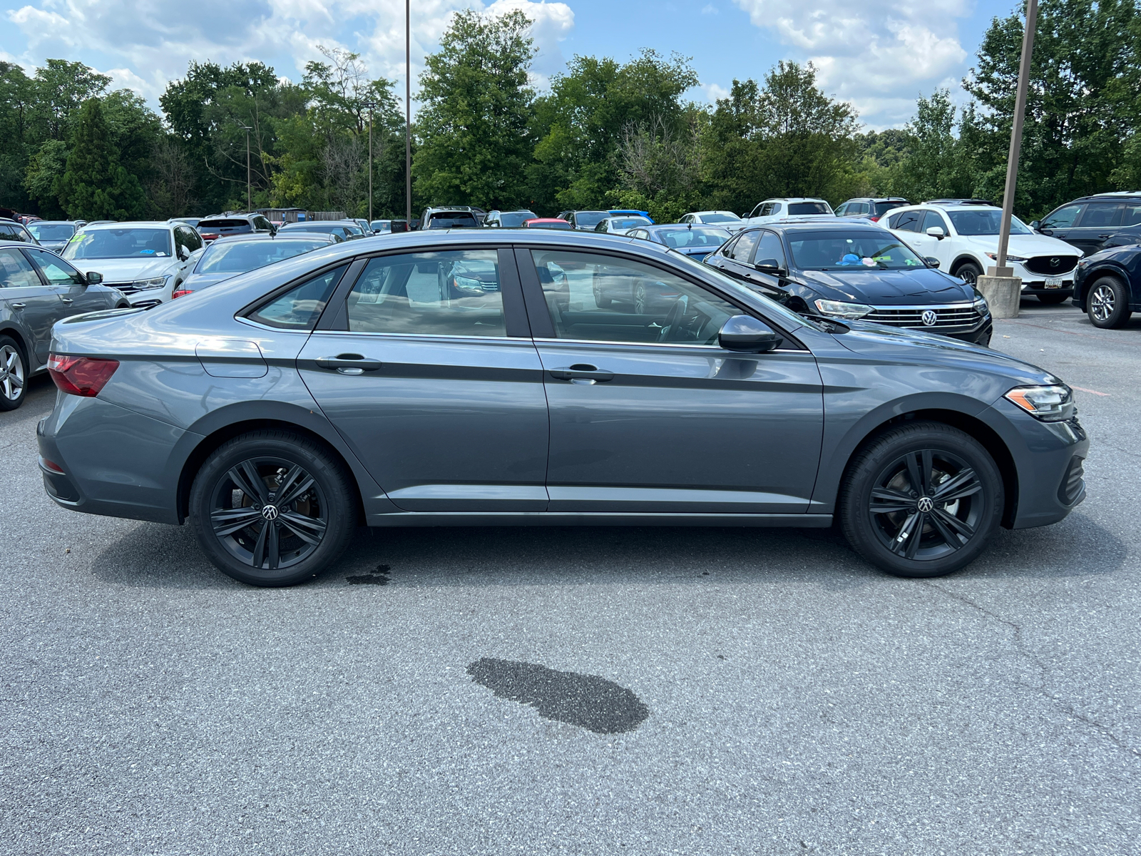 2024 Volkswagen Jetta 1.5T SE 4