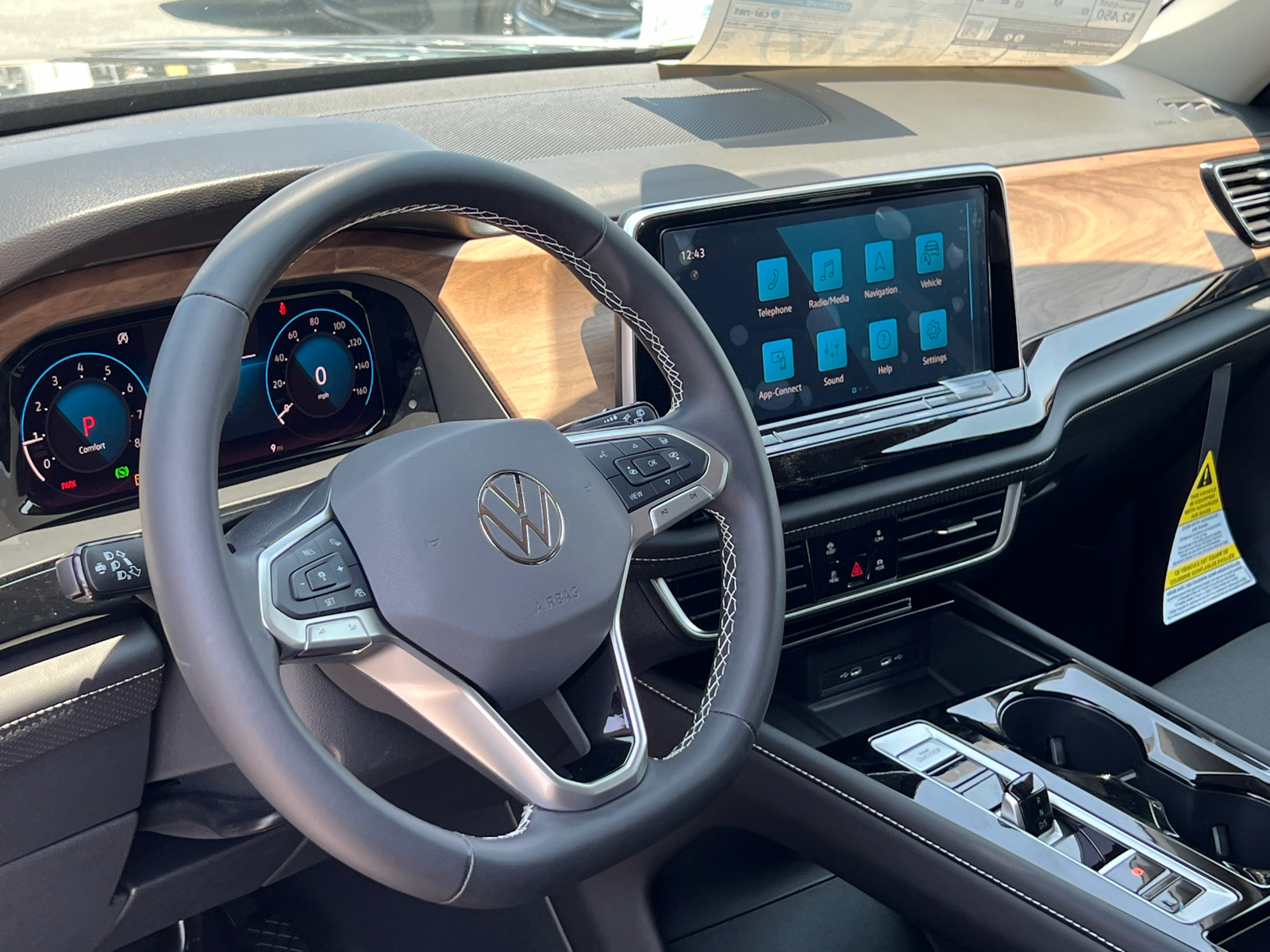 2024 Volkswagen Atlas 2.0T SE w/Technology 16