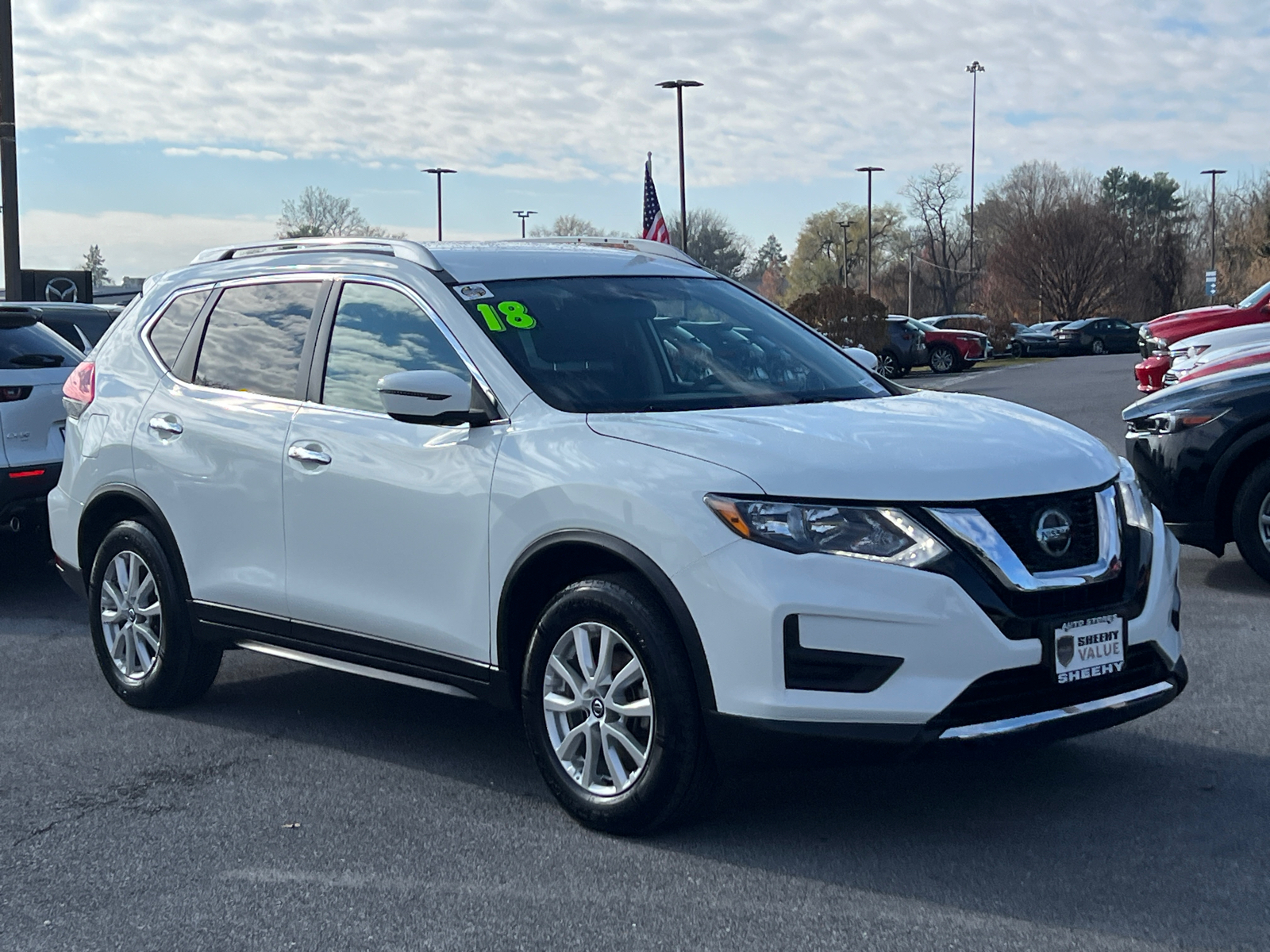 2018 Nissan Rogue SV 1