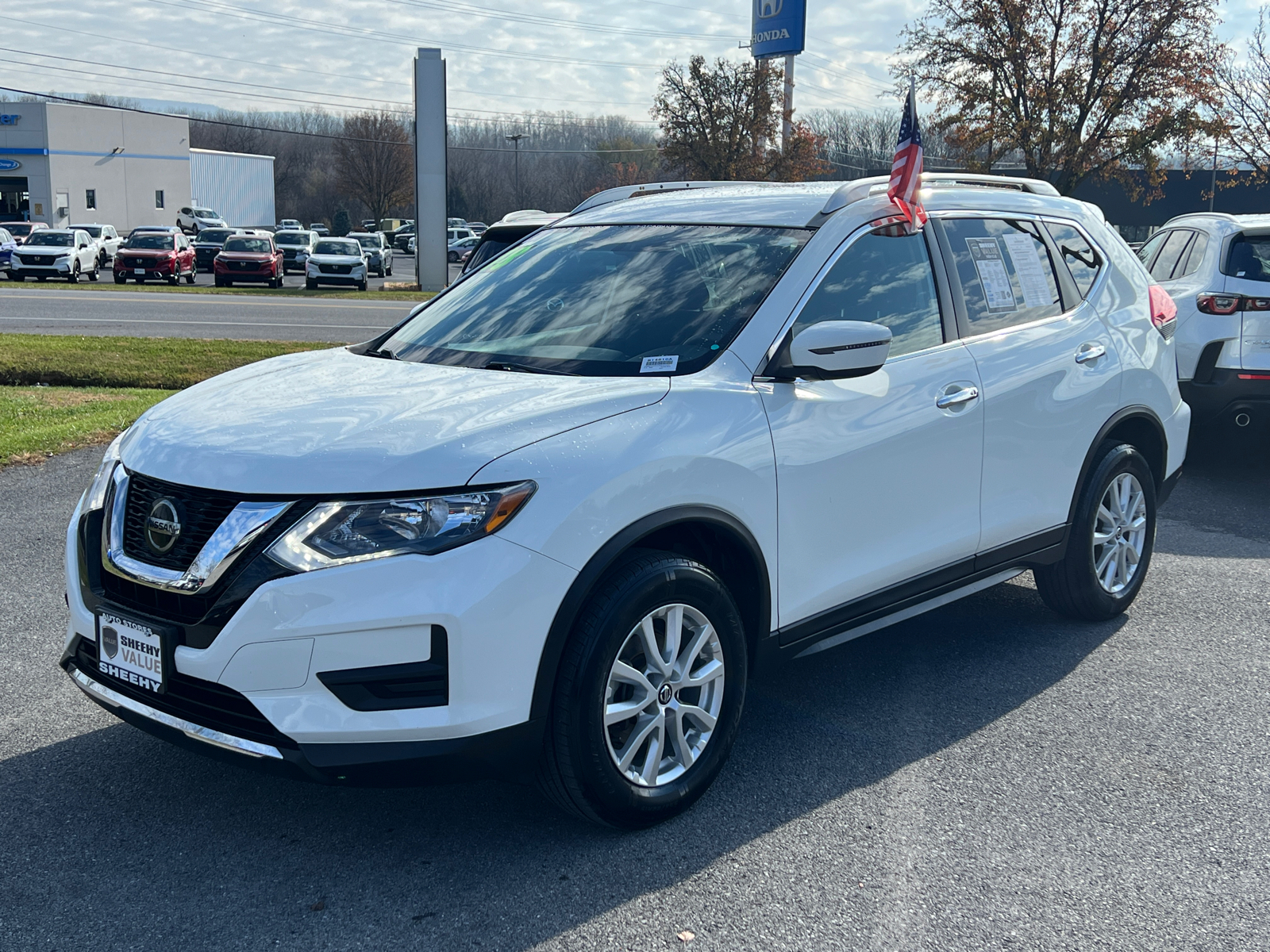 2018 Nissan Rogue SV 2