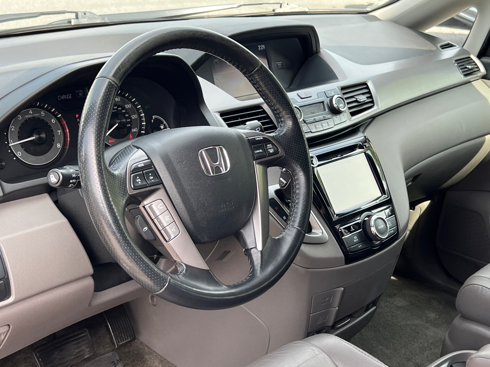 2015 Honda Odyssey EX-L 23