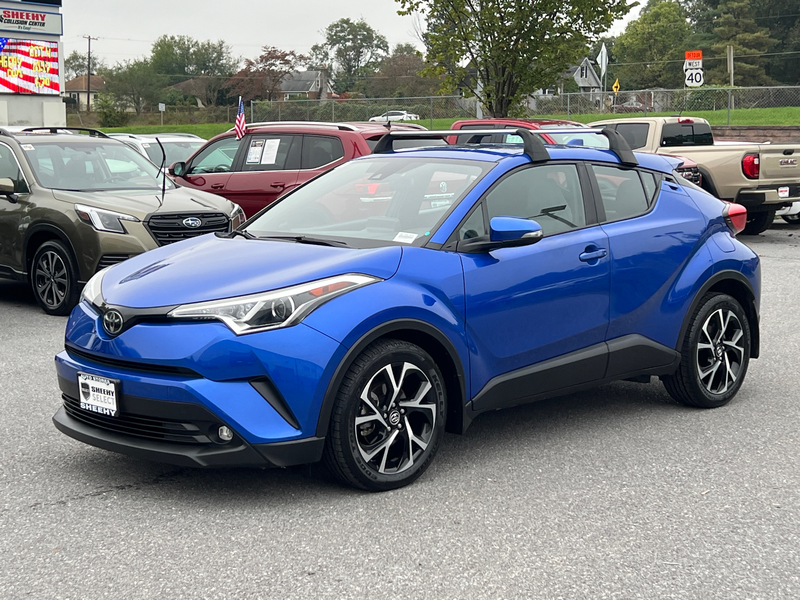 2019 Toyota C-HR XLE 2