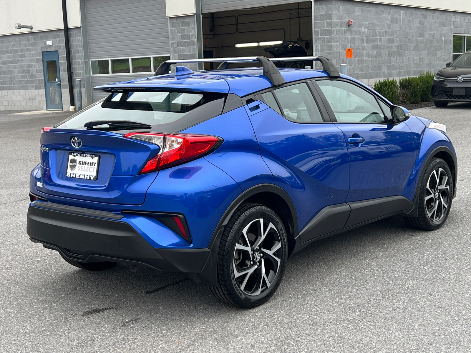 2019 Toyota C-HR XLE 5