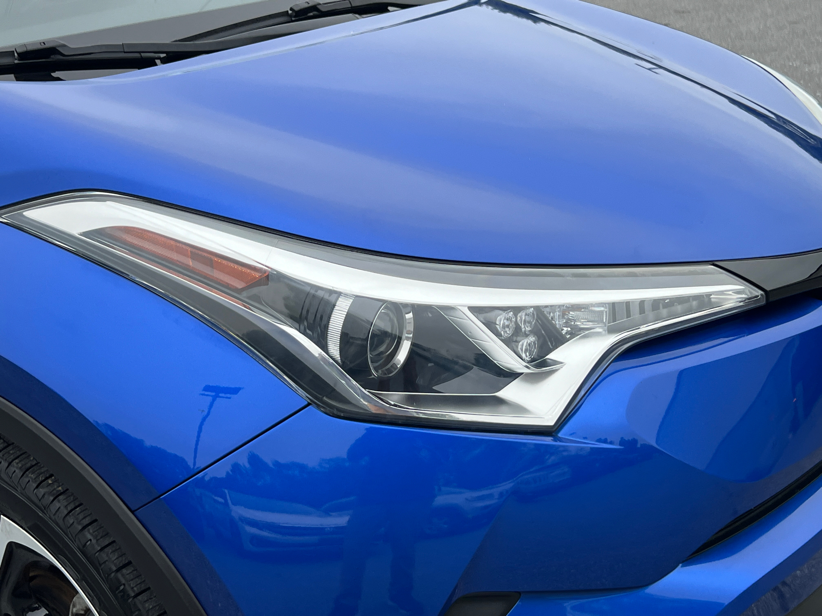 2019 Toyota C-HR XLE 7