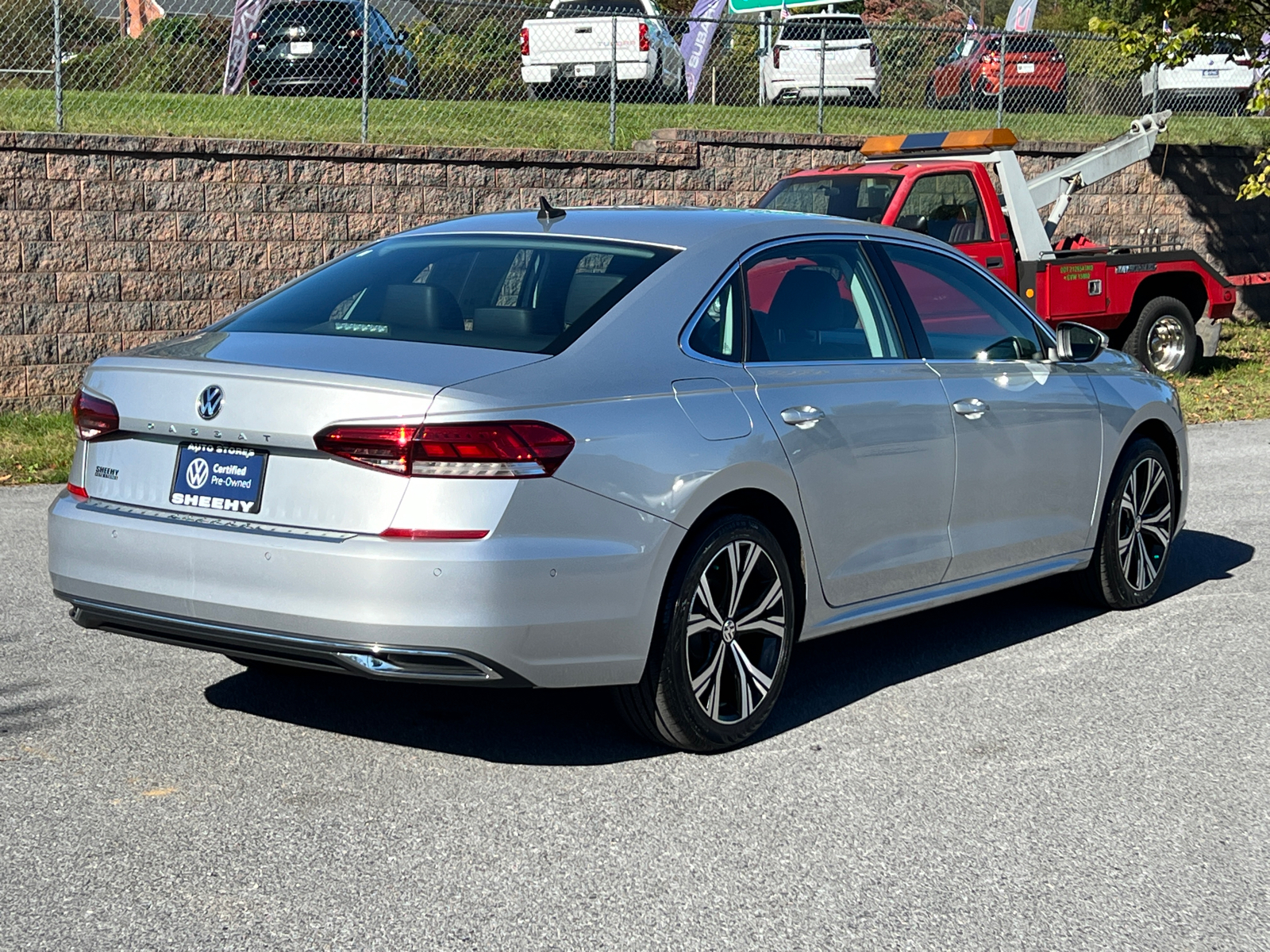 2020 Volkswagen Passat 2.0T SEL 5