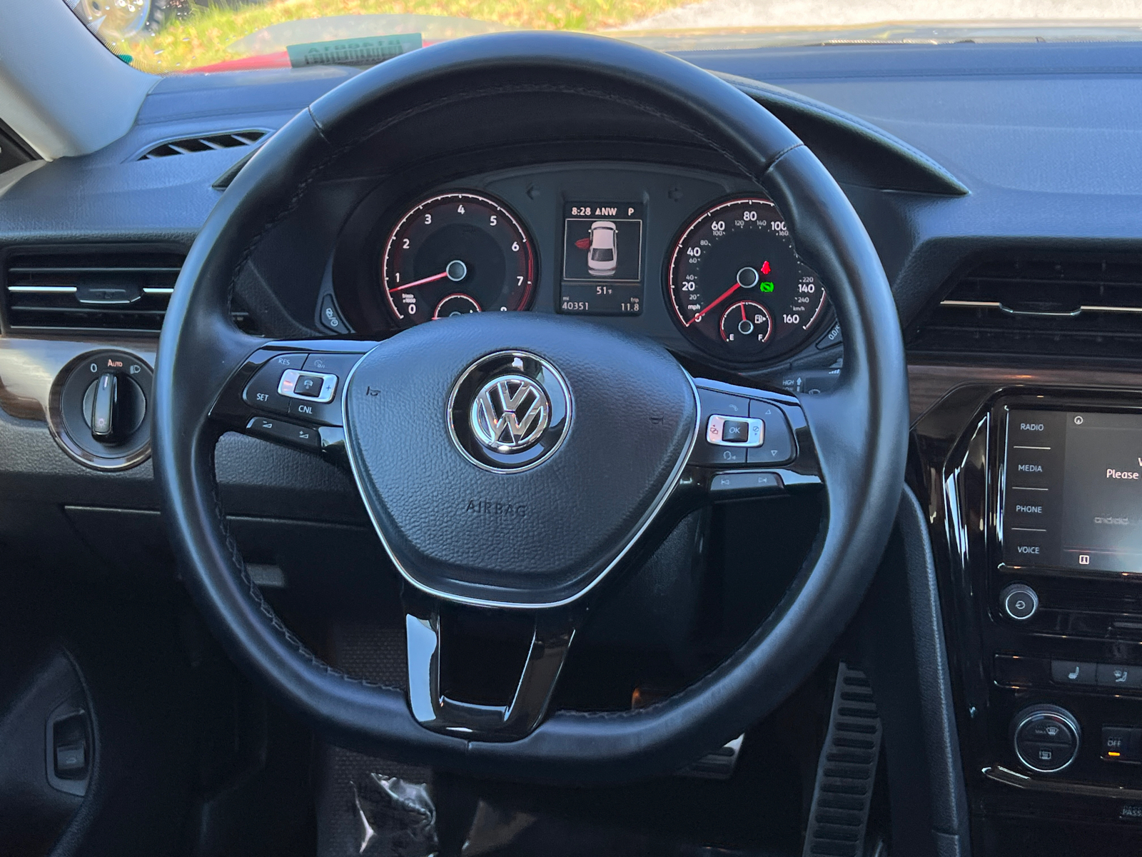 2020 Volkswagen Passat 2.0T SEL 18