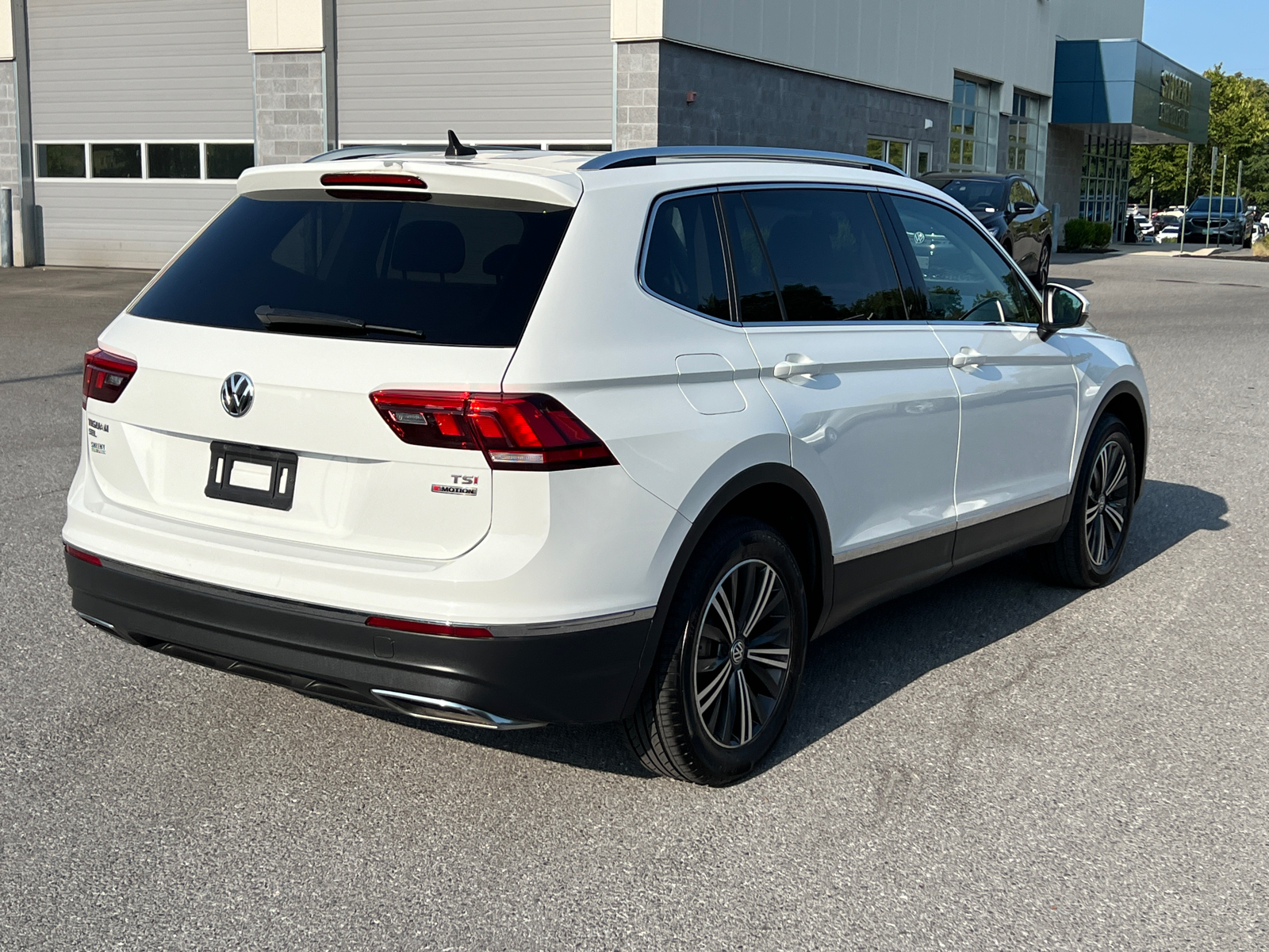 2018 Volkswagen Tiguan 2.0T SEL 5