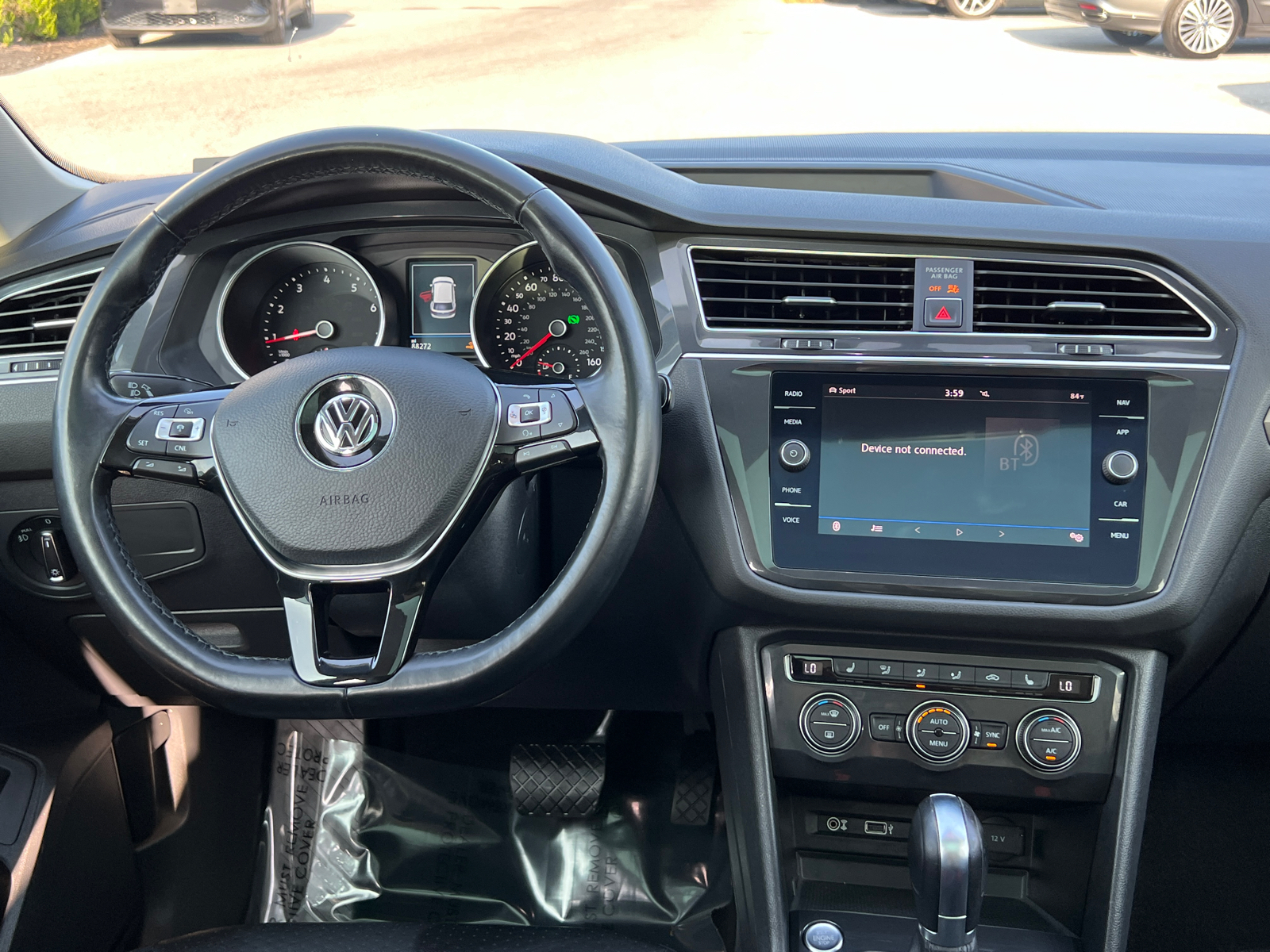 2018 Volkswagen Tiguan 2.0T SEL 18