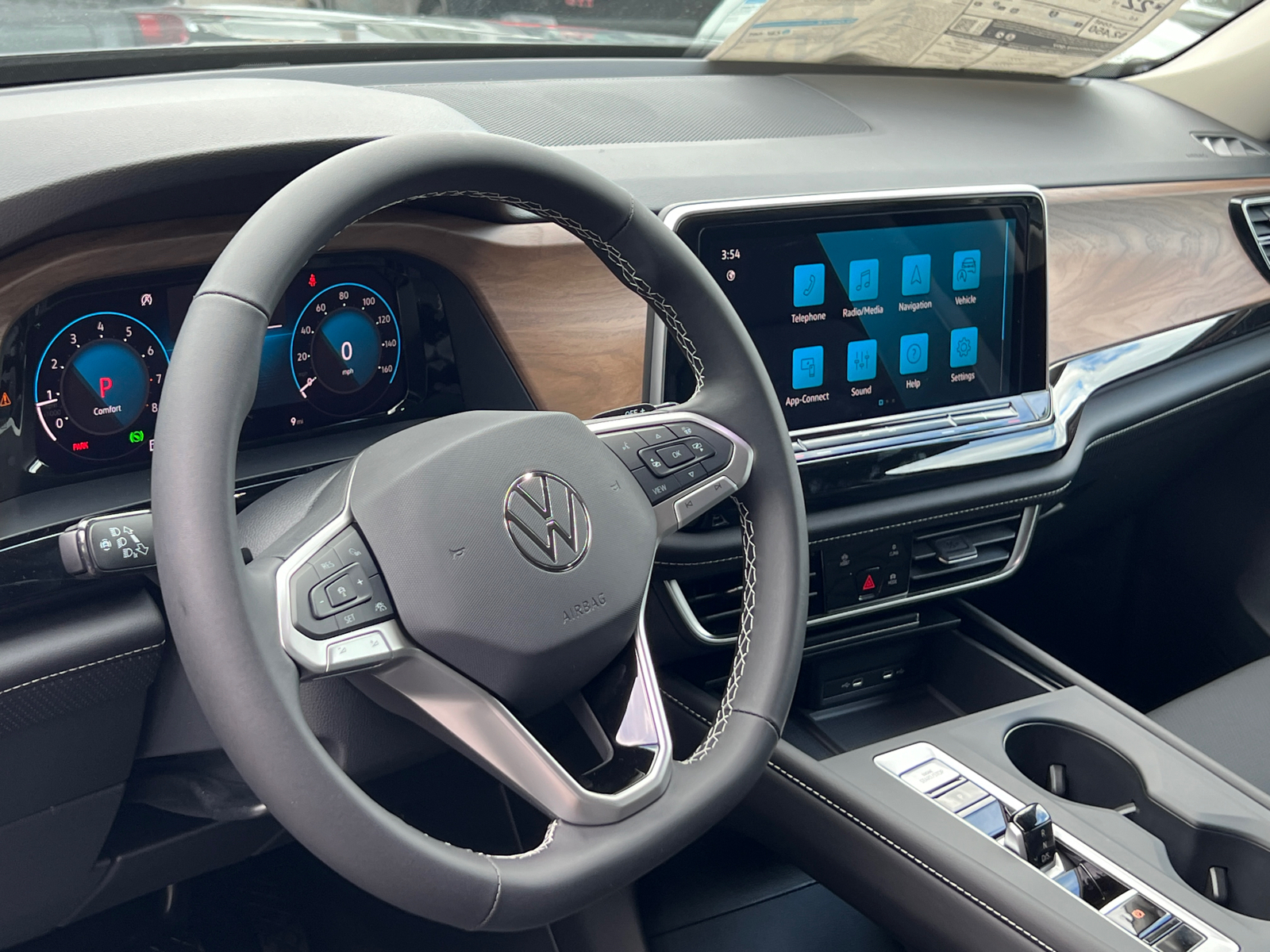 2024 Volkswagen Atlas 2.0T SE 15