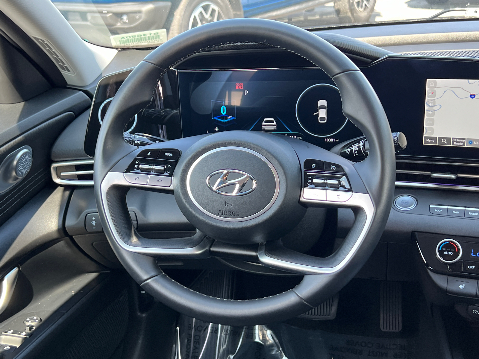 2023 Hyundai Elantra Limited 18