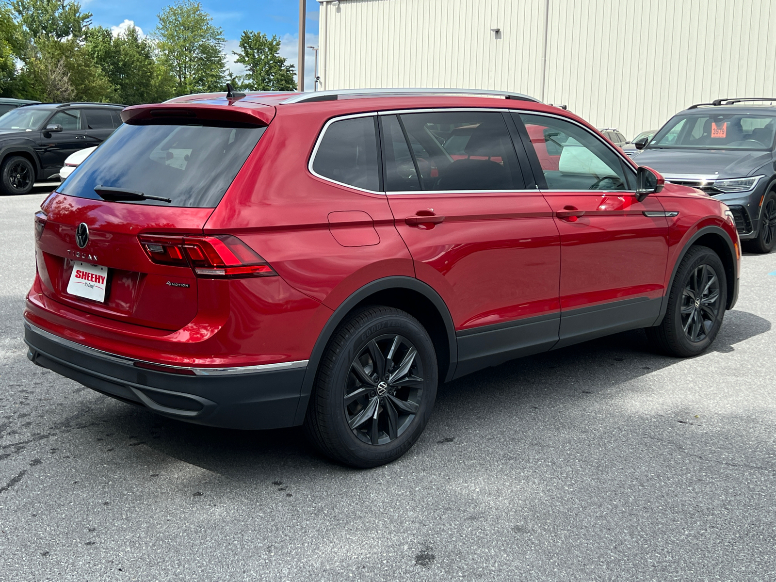 2024 Volkswagen Tiguan 2.0T SE 5