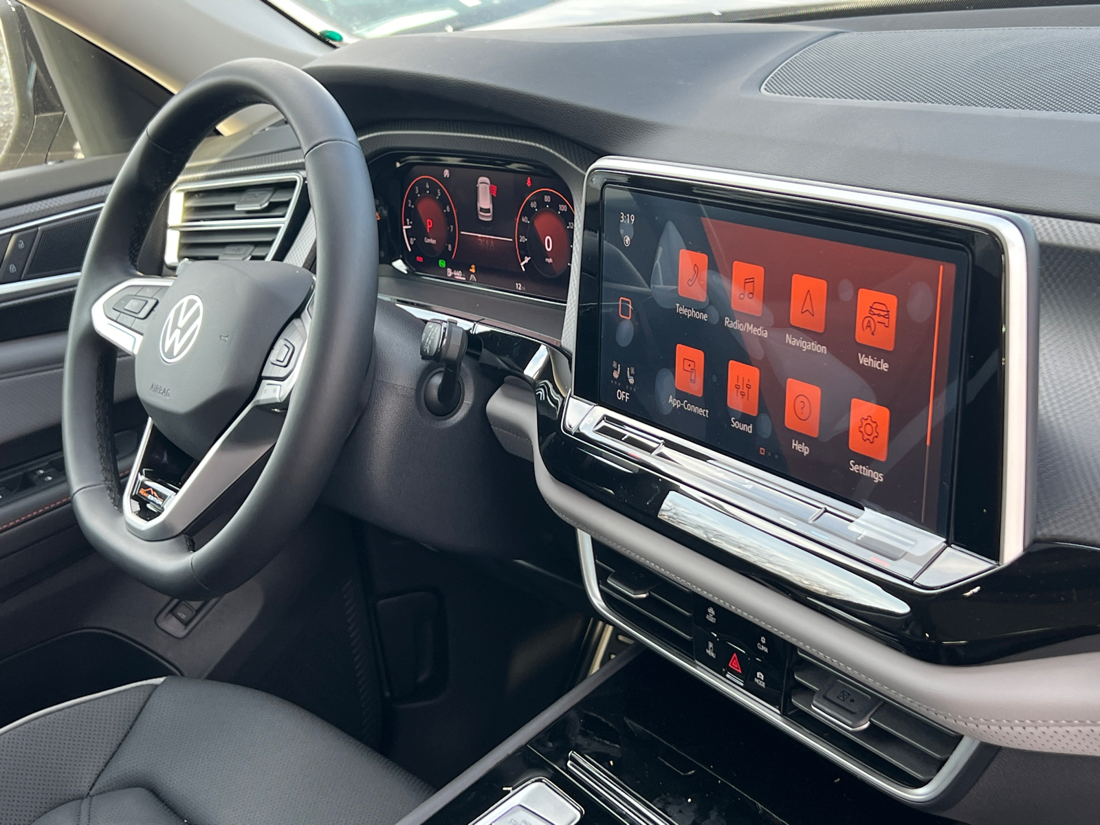 2024 Volkswagen Atlas 2.0T Peak Edition SE w/Technology 5