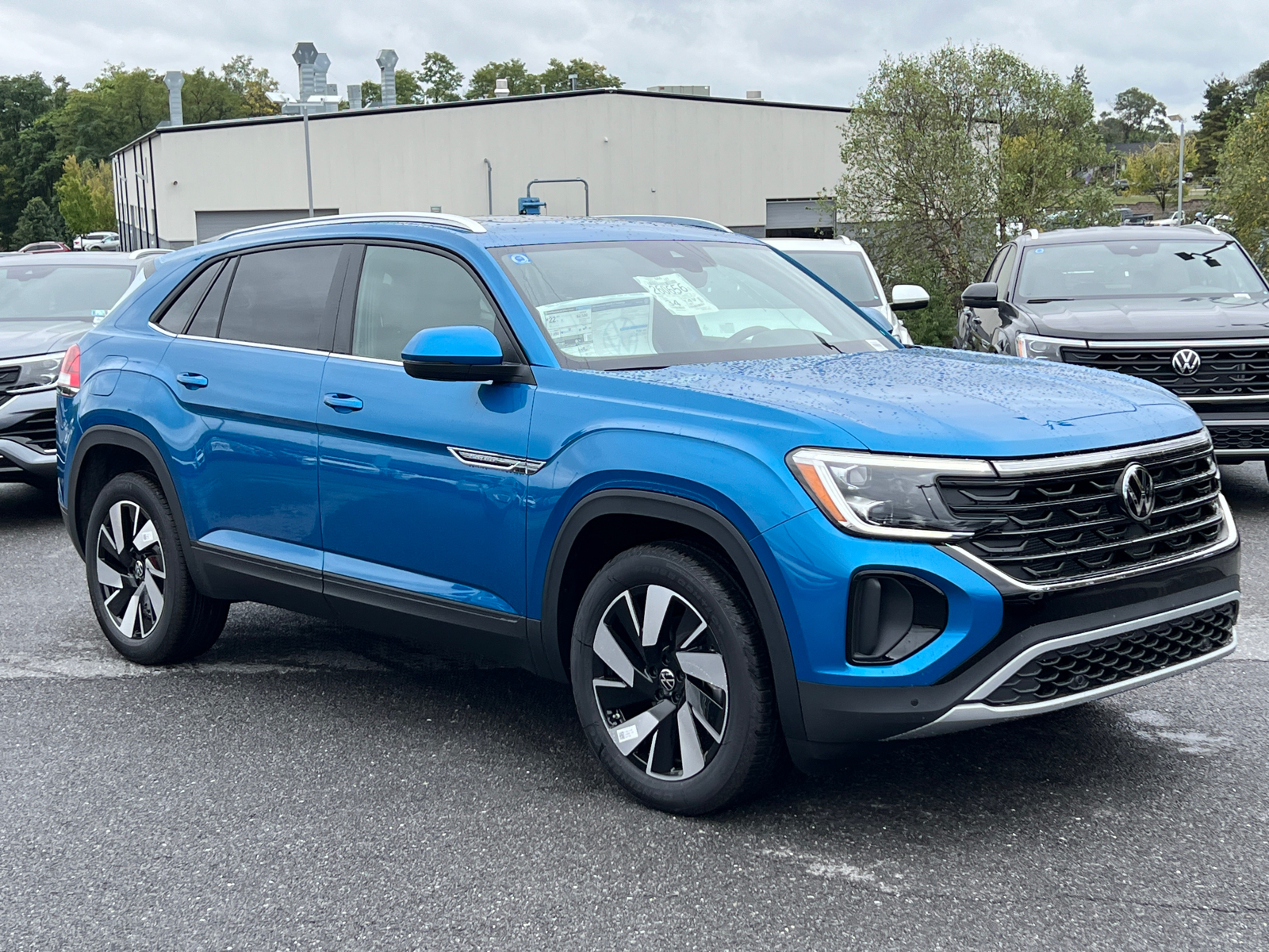 2024 Volkswagen Atlas Cross Sport 2.0T SE w/Technology 1