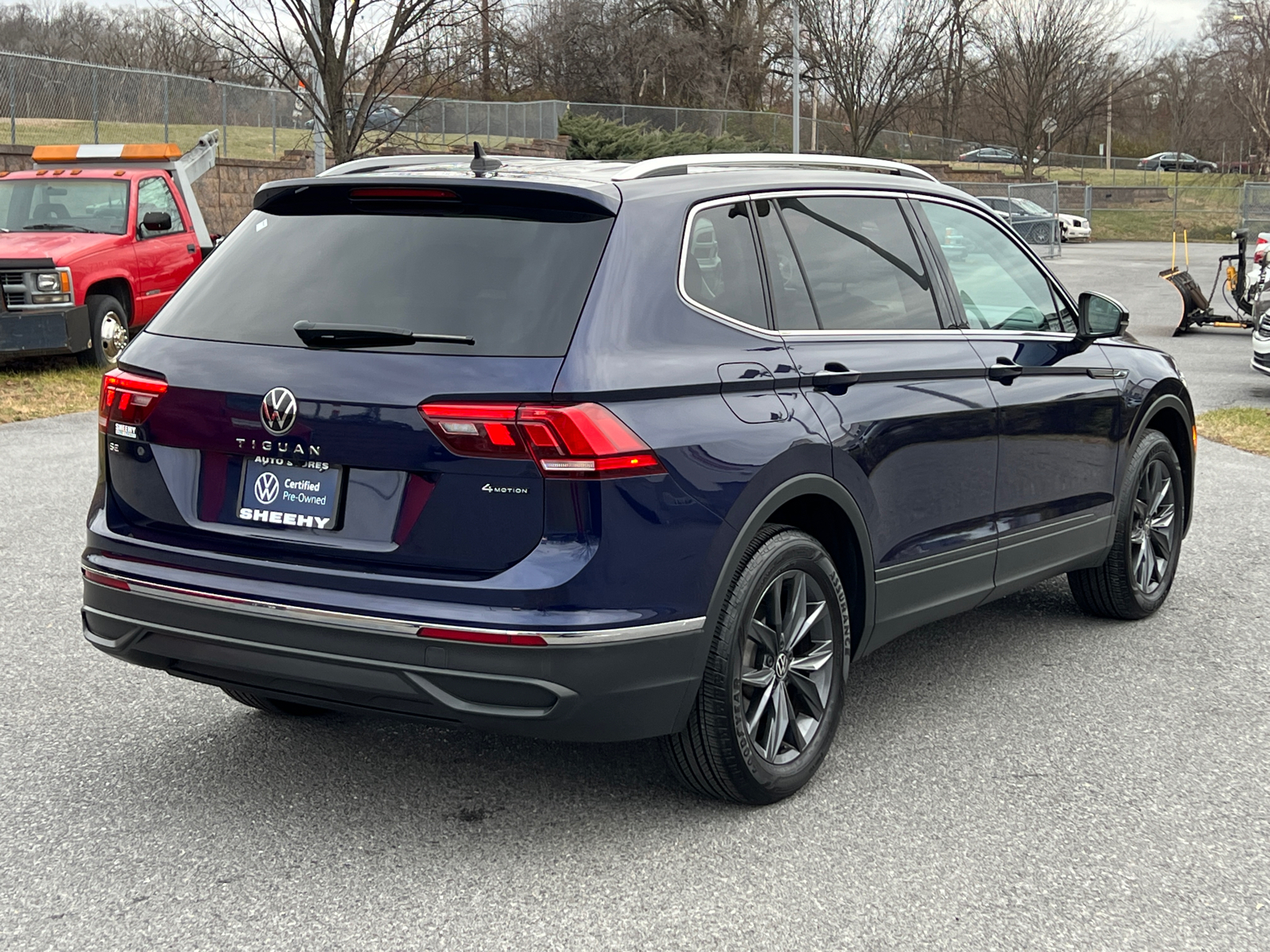 2023 Volkswagen Tiguan 2.0T SE 5